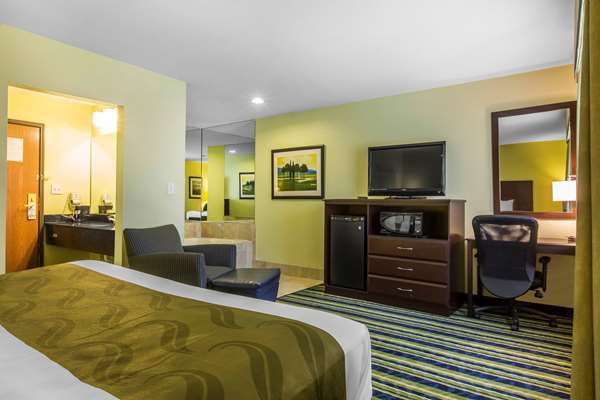  - Quality Inn Cedartown