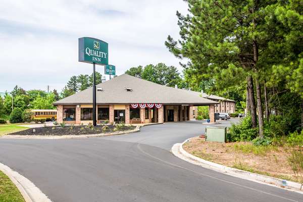 Exterior view - Quality Inn Stockbridge - I-75, Exit 224