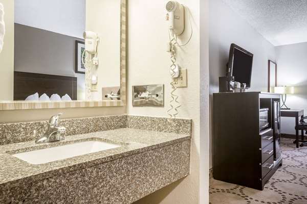  - Quality Inn Stockbridge - I-75, Exit 224