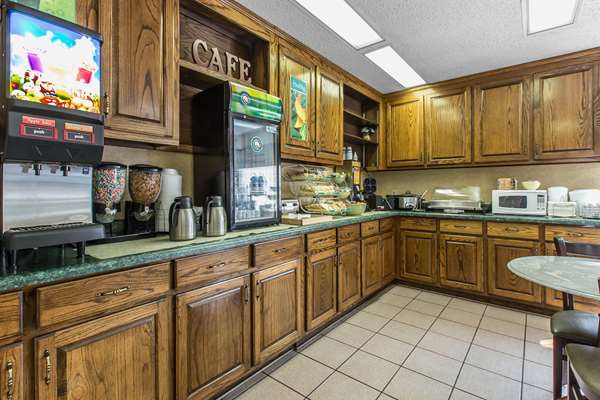 Amenities - Quality Inn Jesup