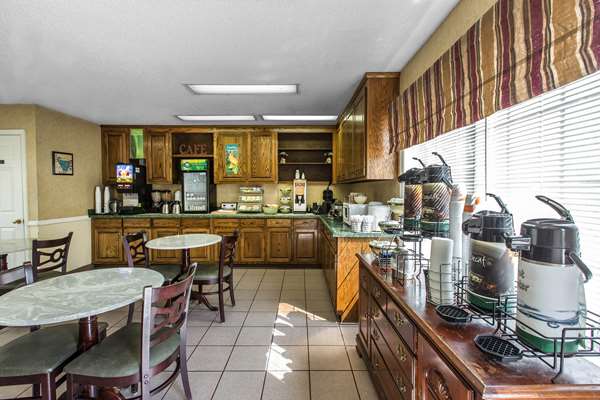 Amenities - Quality Inn Jesup