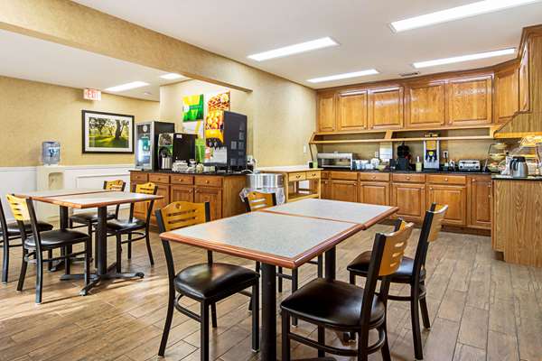 Amenities - Quality Inn Thomaston