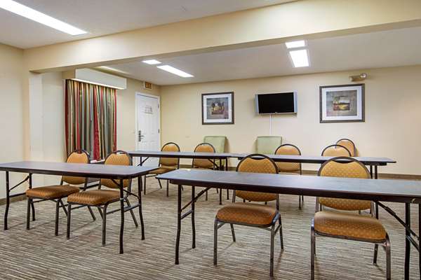  - Quality Inn Thomaston