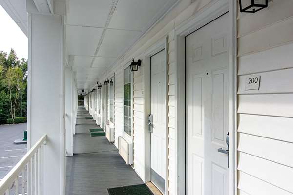  - Quality Inn Thomaston