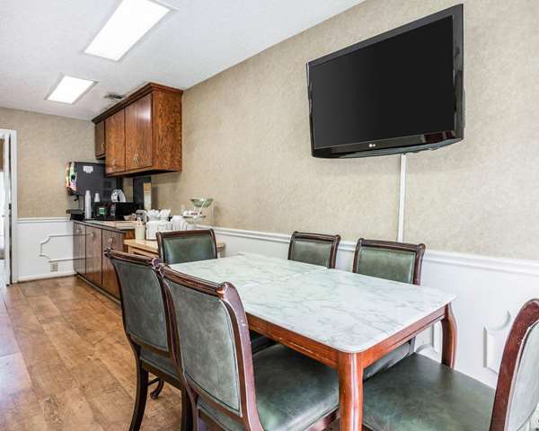 Amenities - Quality Inn Bainbridge