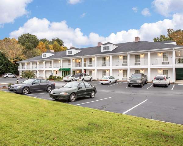 Exterior view - Quality Inn Carrollton