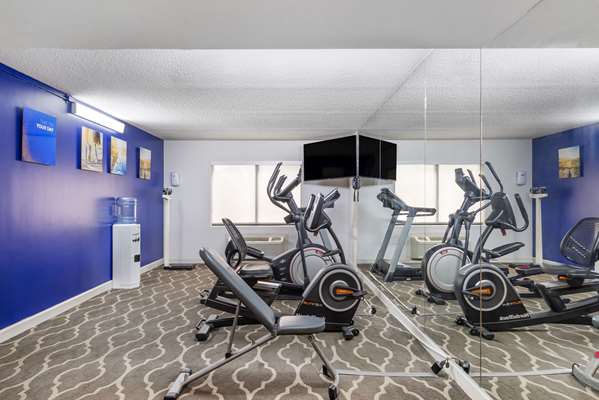 Fitness/ Exercise Room - Comfort Inn Alpharetta