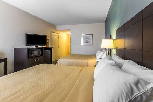  - Quality Inn Fitzgerald