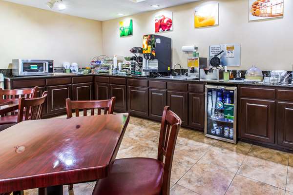 Amenities - Quality Inn Eastman