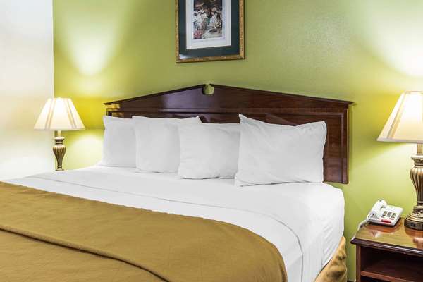  - Quality Inn Eastman