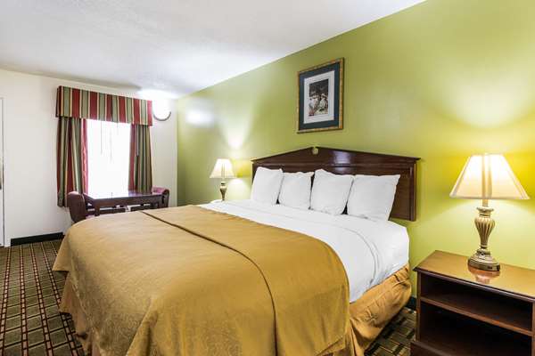 - Quality Inn Eastman