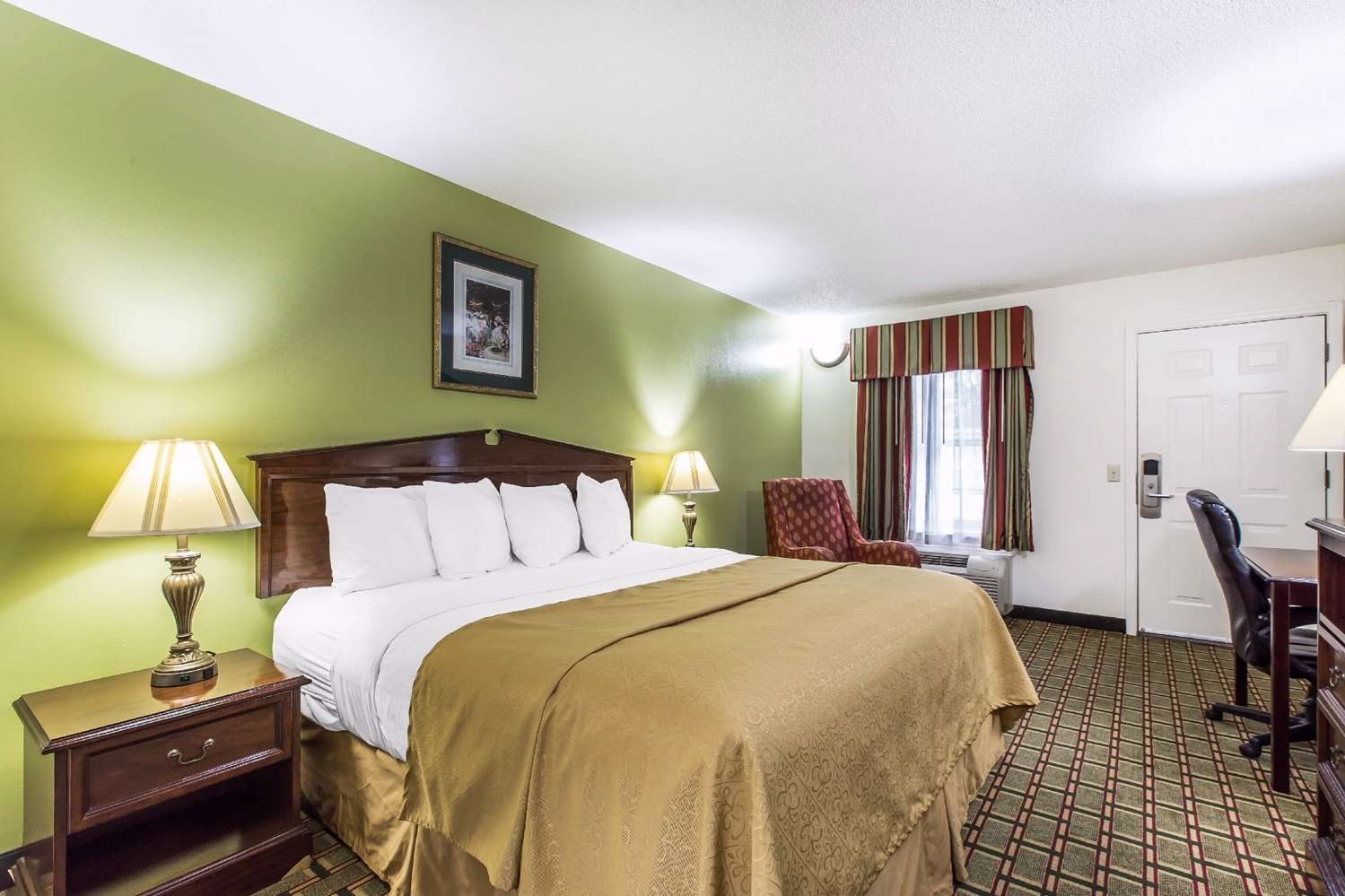 Quality Inn Eastman, GA See Discounts