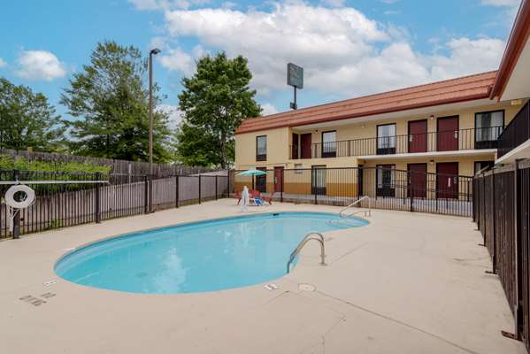 Pool - Quality Inn Acworth - I-75, Exit 277