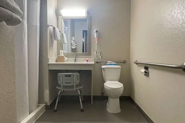  - Econo Lodge Cartersville