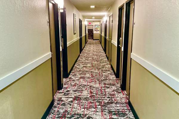  - Econo Lodge Cartersville