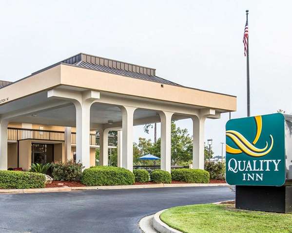 Exterior view - Quality Inn at the Mall Valdosta - I-75, Exit 18