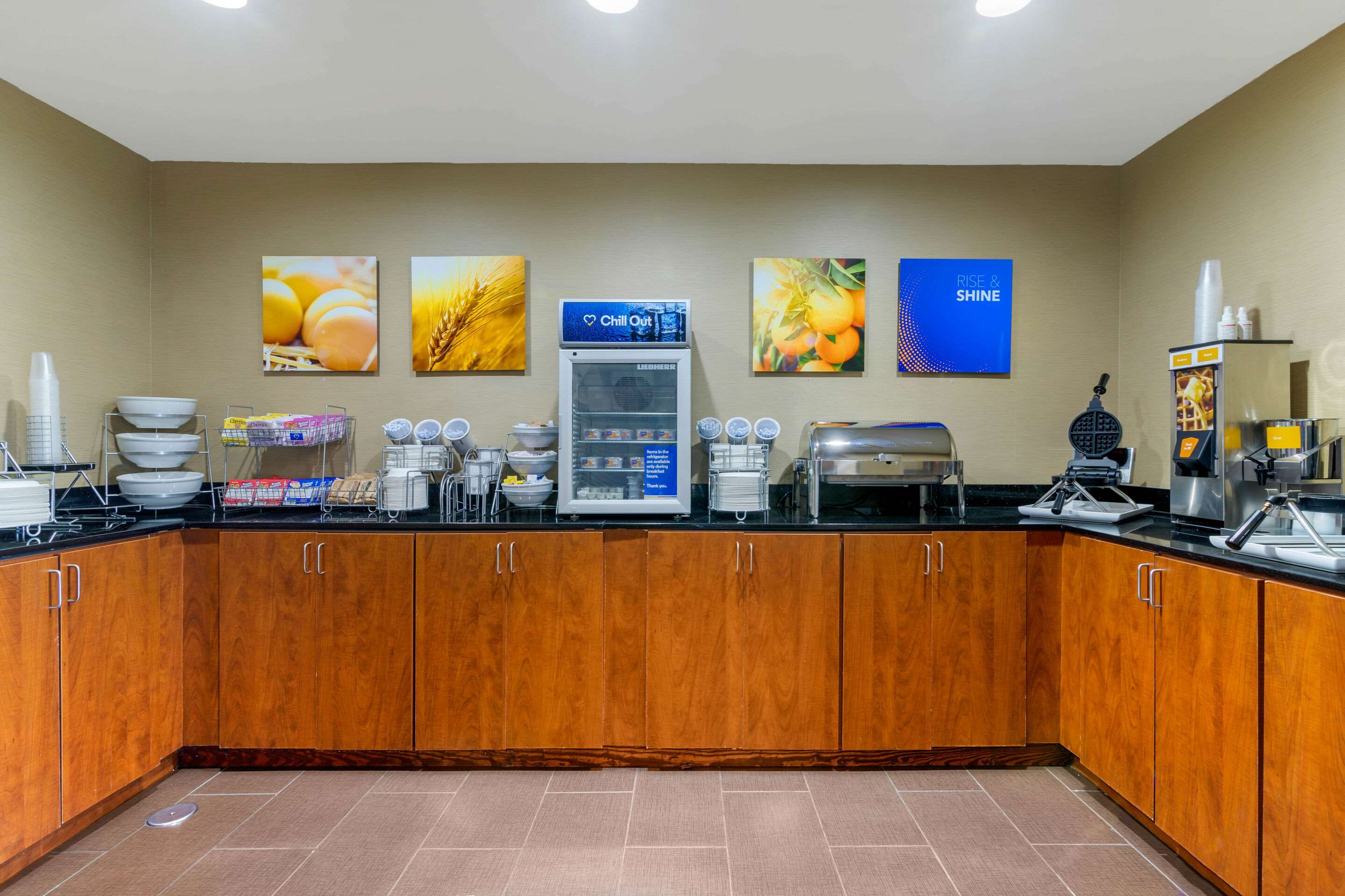 Breakfast area