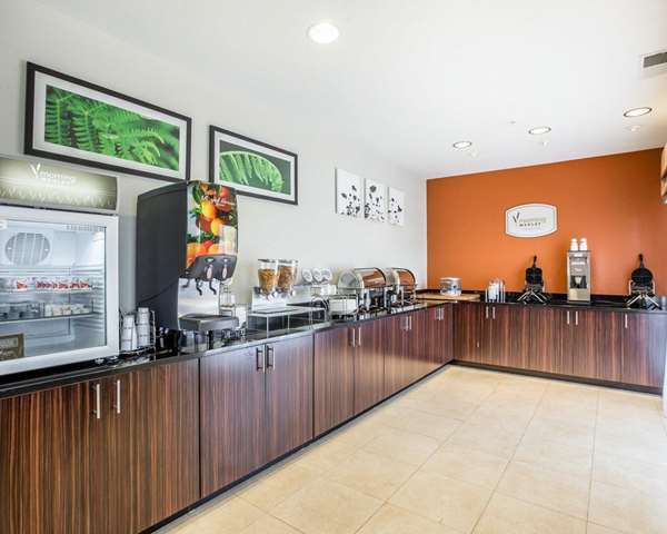 Amenities - Sleep Inn Emerson