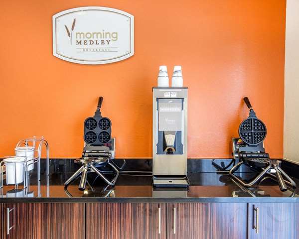 Amenities - Sleep Inn Emerson