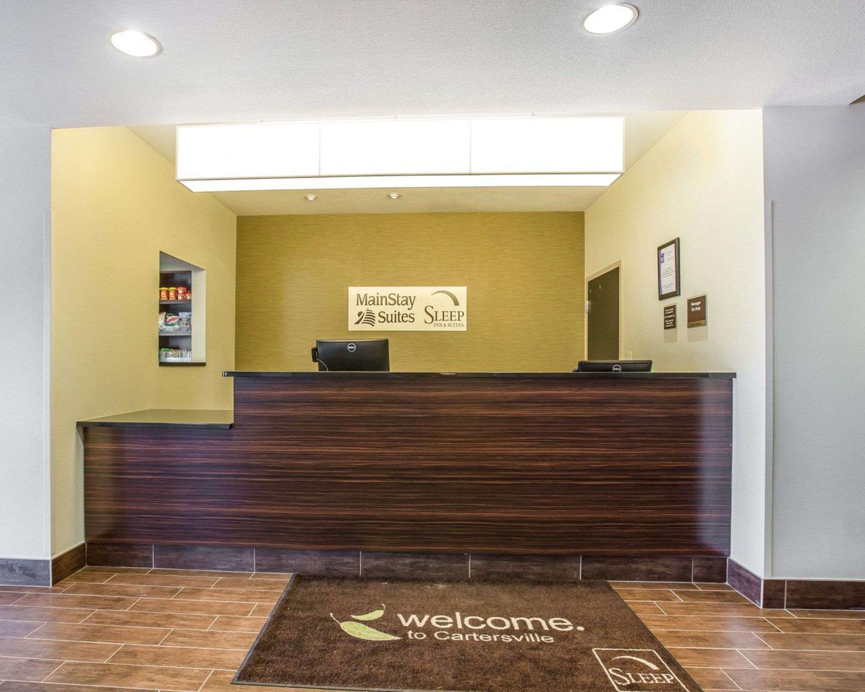 Front desk with friendly staff | Sleep Inn Cartersville - Emerson Lake Point