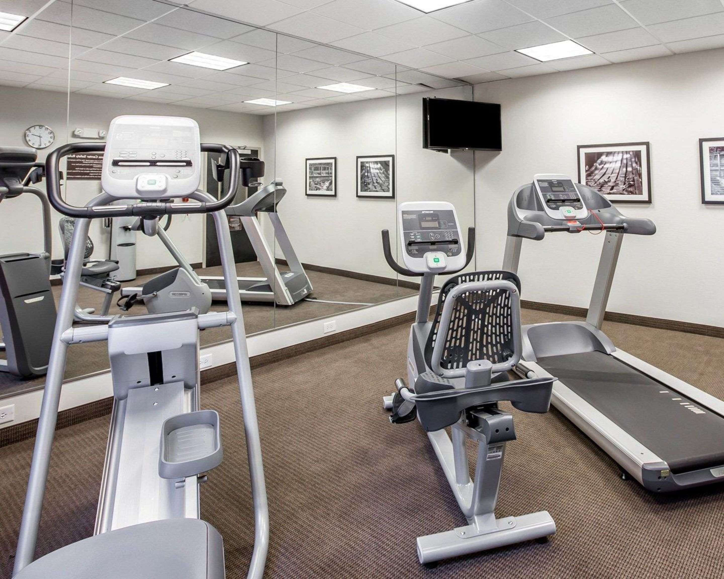 Fitness center with television | Sleep Inn Cartersville - Emerson Lake Point