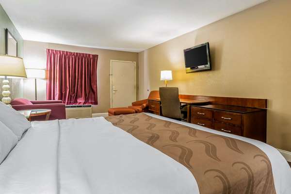  - Quality Inn & Suites Warner Robins