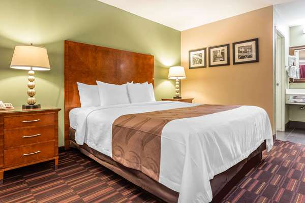Suite - Quality Inn & Suites Warner Robins