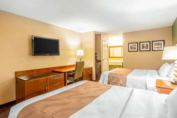 Suite - Quality Inn & Suites Warner Robins