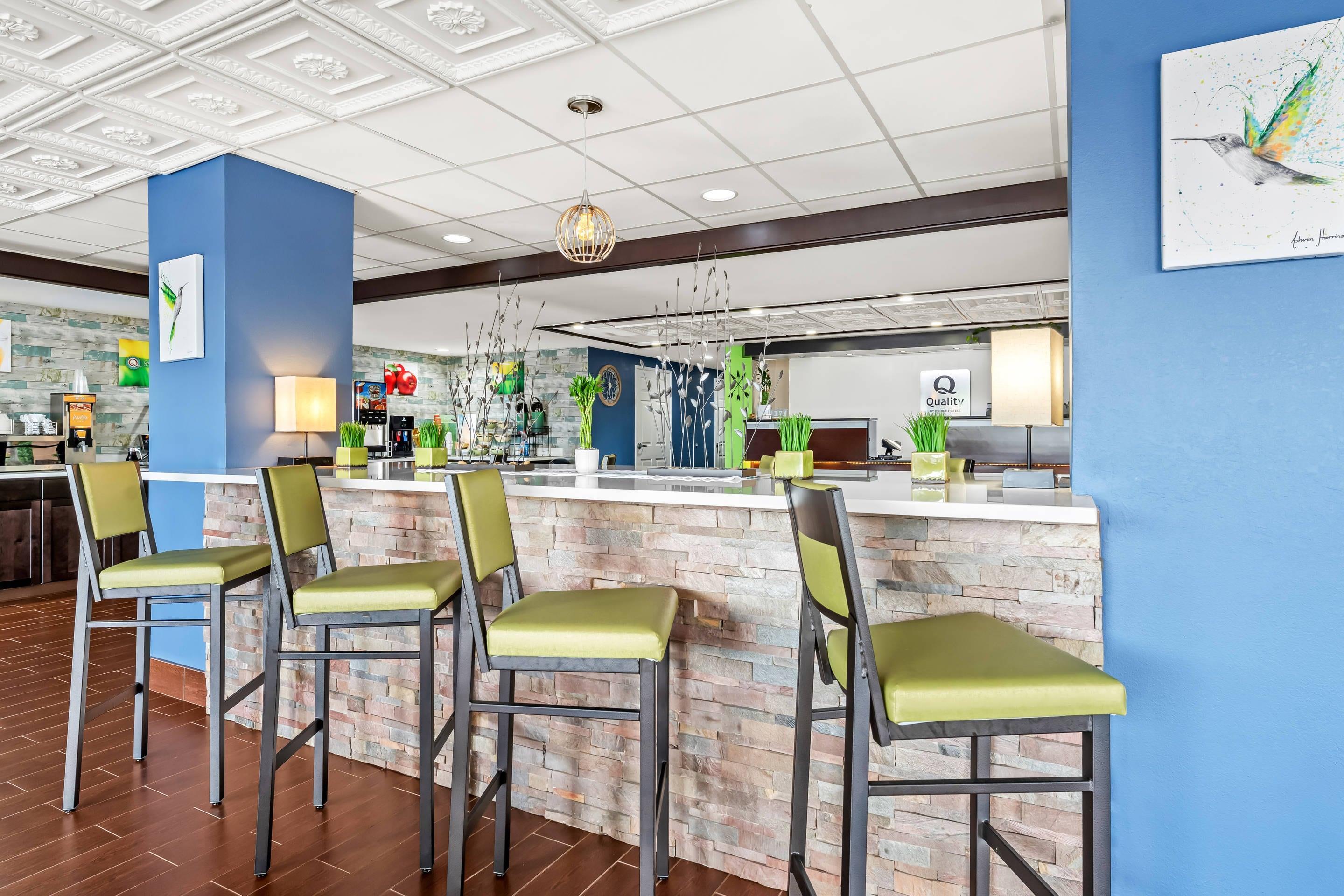 Hotel Bar