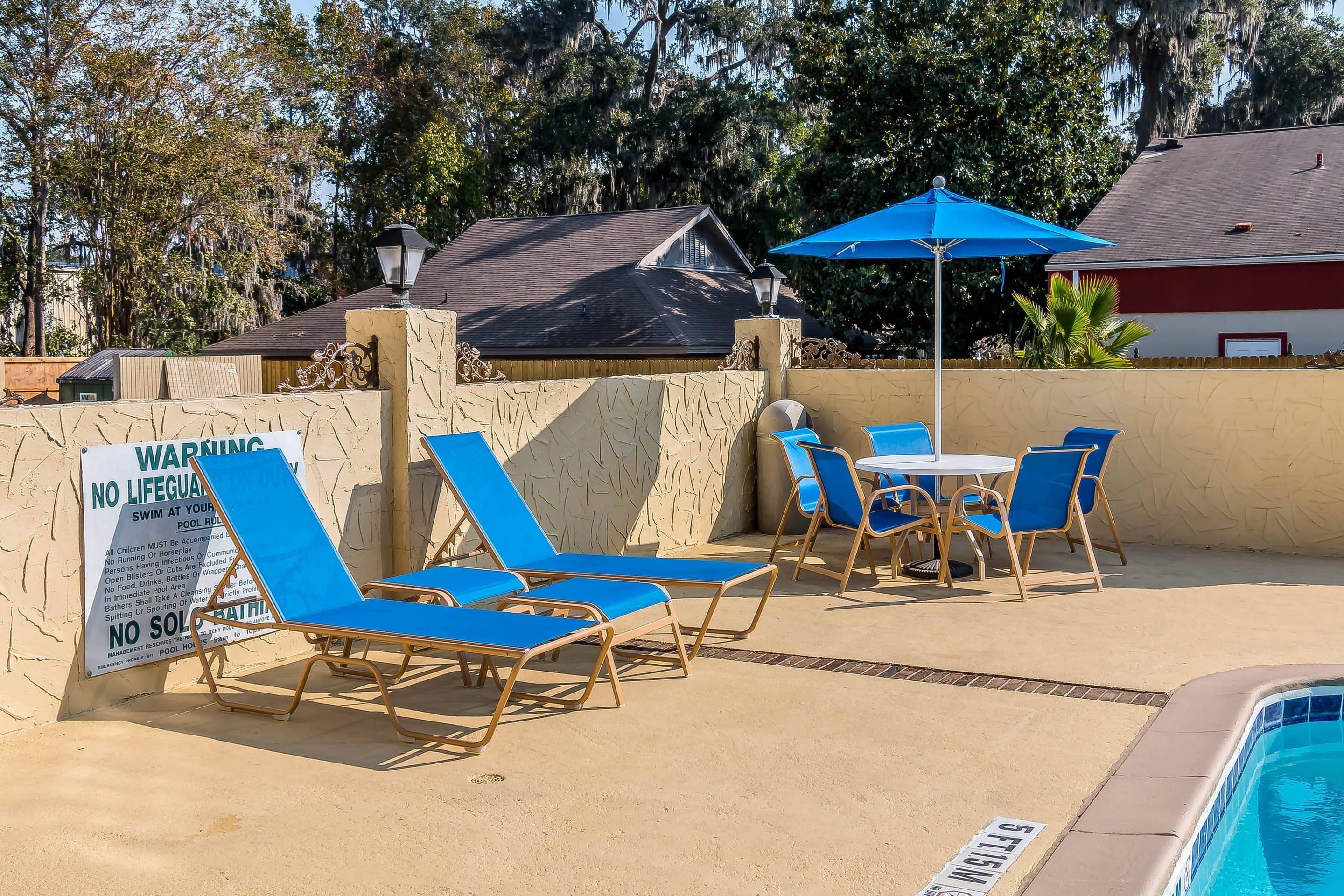 Relax on the sundeck | Comfort Inn