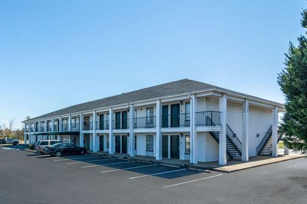 Exterior view - Quality Inn Washington