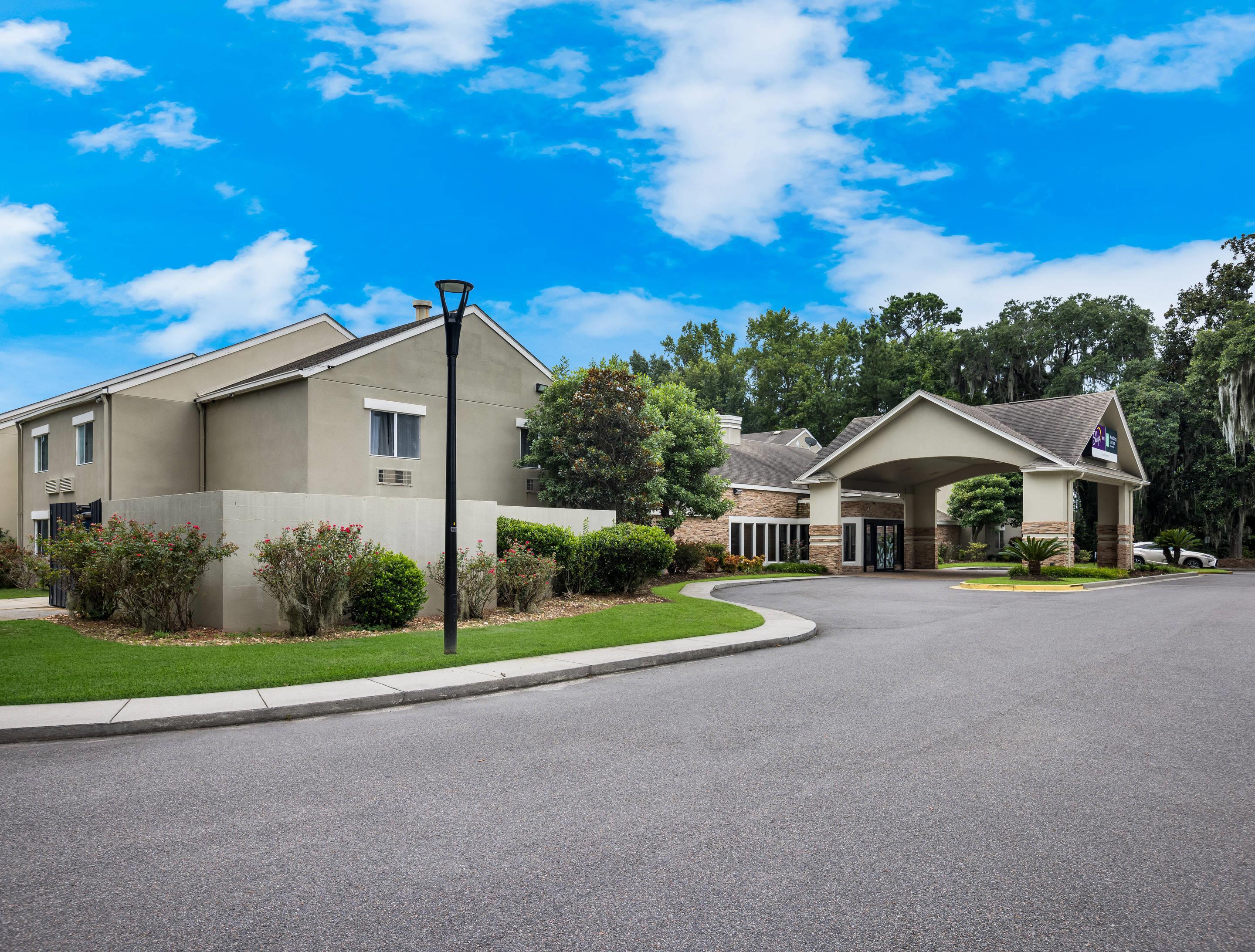 Hotel exterior | Sleep Inn Savannah Midtown