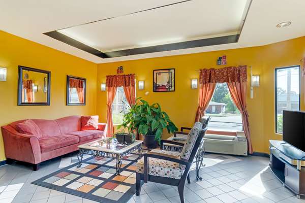  - Econo Lodge Inn & Suites Fort Oglethorpe