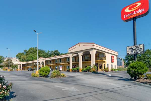 Exterior view - Econo Lodge Inn & Suites Fort Oglethorpe