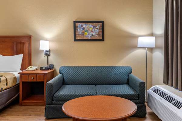  - Econo Lodge Cordele - I-75, Exit 101