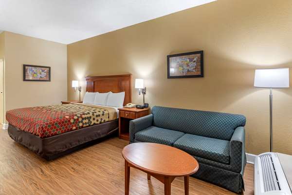  - Econo Lodge Cordele - I-75, Exit 101