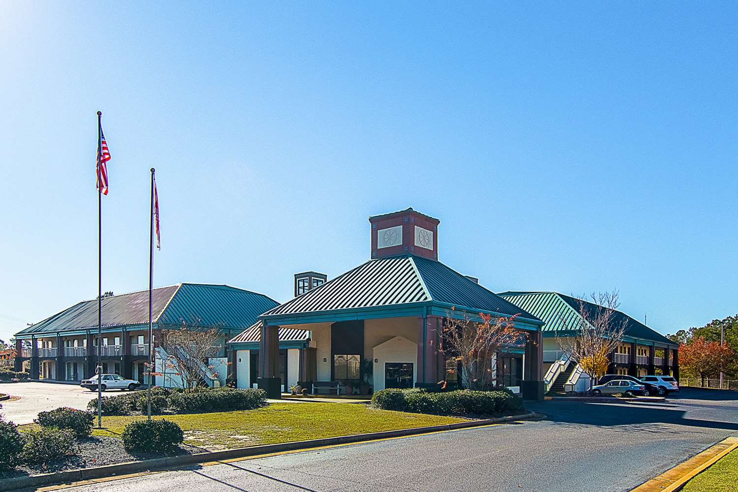 Econo Lodge Americus, GA See Discounts
