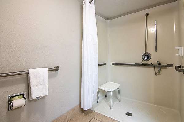  - Econo Lodge Americus