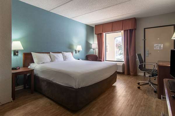  - Econo Lodge Americus