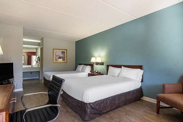  - Econo Lodge Americus