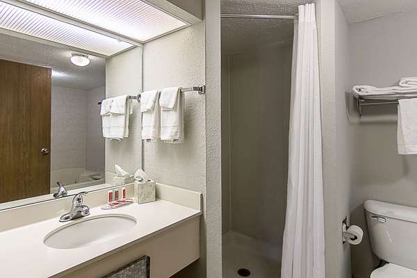  - Econo Lodge Americus