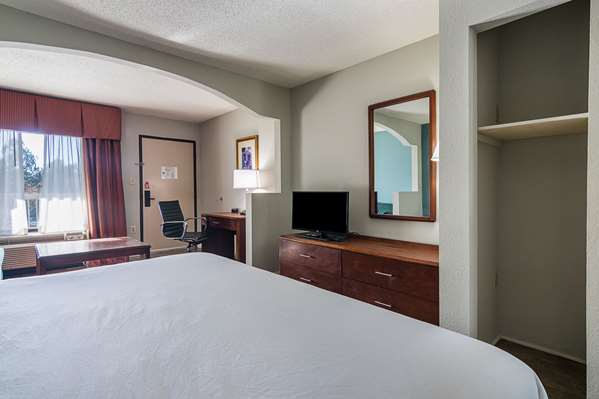 Suite - Econo Lodge Americus