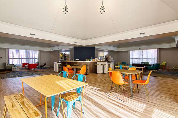 Amenities - Econo Lodge Americus