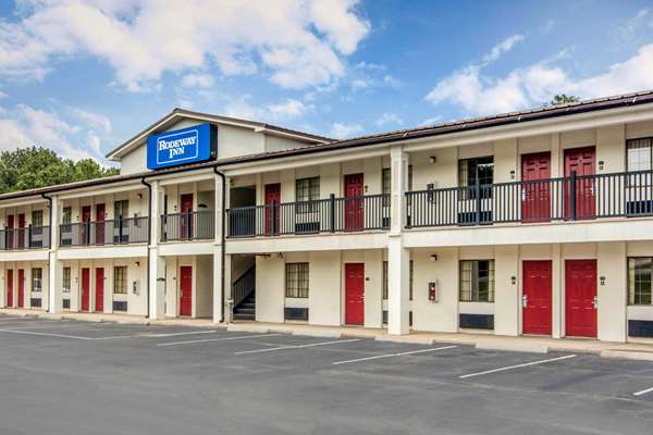 Exterior view - Rodeway Inn La Grange - I-85, Exit 18