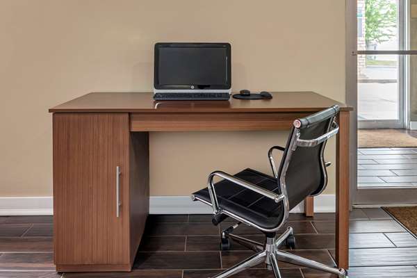 Conference Area - Comfort Inn Muscatine