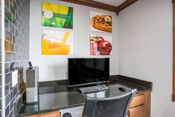 Conference Area - Quality Inn South Cedar Rapids