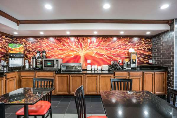 Amenities - Quality Inn South Cedar Rapids