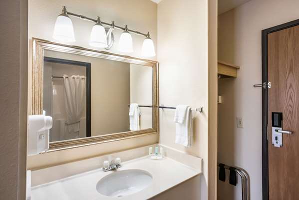  - Quality Inn South Cedar Rapids