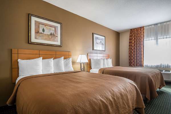  - Quality Inn Coralville - I-80, Exit 242