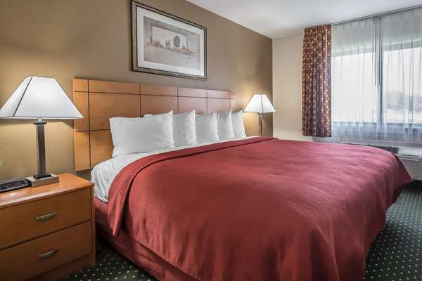 Suite - Quality Inn Coralville - I-80, Exit 242